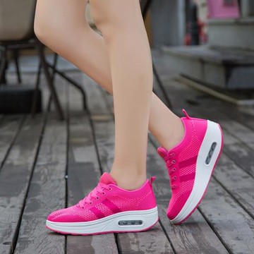 鞋子女2026夏秋新款健步鞋媽媽鞋網面透氣運動鞋休閑厚底搖搖鞋女