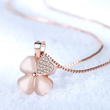 【I.Dear Jewelry】花之物語-花朵四葉草貓眼石鑲鑽精鍍玫瑰金項鍊(玫瑰金)現貨