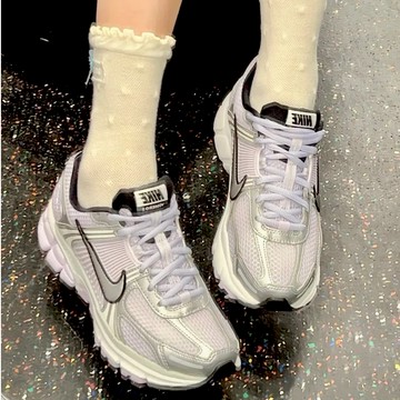 S.G NIKE W ZOOM VOMERO 5 IB7253-500 淡紫 復古 氣墊 透氣 緩震 慢跑鞋