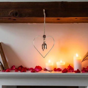 戶外情人節裝飾 愛心鐵製風鈴 門口陽台復古金心形吊飾