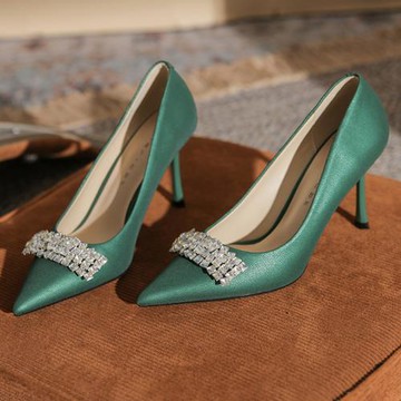 Taroko 時尚方型排鑽真皮尖頭細高跟鞋(3色可選)