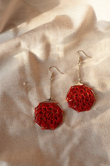 長垂式鈎織圓圈耳環 | 緋紅