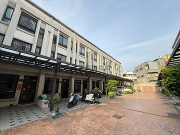 和美市區輕屋齡前院停車優質四房美墅..｜彰化縣和美鎮忠恕路