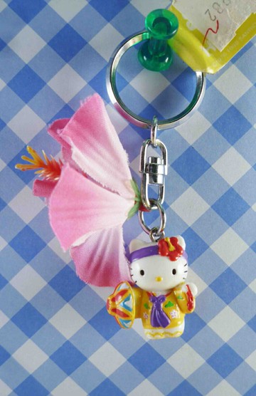 【震撼精品百貨】Hello Kitty 凱蒂貓 鎖圈-拿傘粉花 震撼日式精品百貨