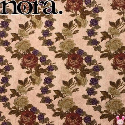 [AER6]　ジャガード織風の薔薇の花　Aサーモンピンク系　シーチング生地　10cm単位　切り売り　FR1179-A　ノラ　NORA.　（221）
