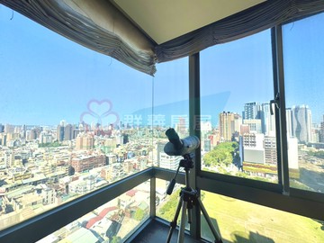 藍小櫻~勤美誠品月光流域20樓視野雙平車｜台中市西區公正路