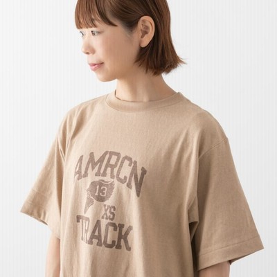 Americana アメリカーナ AMRCN TRACK カレッジ プリント Tシャツ