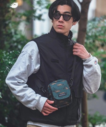 【新款預購】KIU 防潑水迷你新色 側背小方包 (6色) K437 含發票