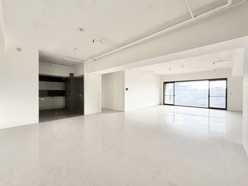 【絕版3字頭｜七期｜東方花園廣場｜霸氣五房三平車】｜台中市西屯區惠中路二段