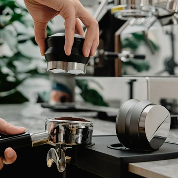 源頭廠家咖啡布粉器304不銹鋼自動調節高度壓粉器一字五角底布粉