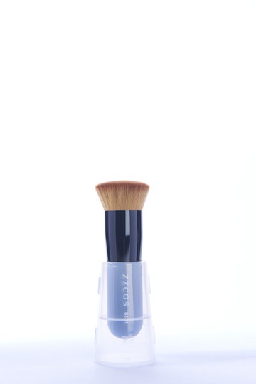 【7-11超取199免運】ZZCOS 平頭無痕粉底刷B101 MIT品牌