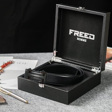 【FREED】金屬英文扣真皮皮帶 皮革 送禮推薦 退休禮物 男生禮物