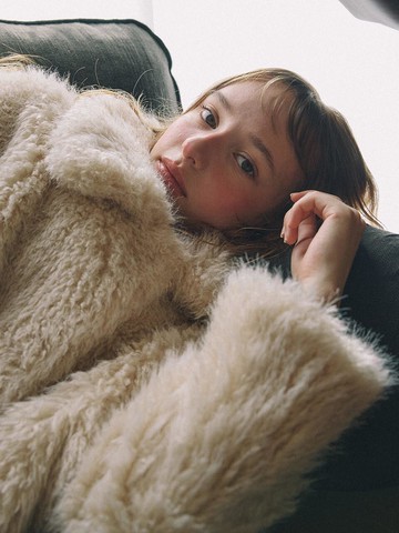 Semi-crop fake fur jumper OF4WMB070