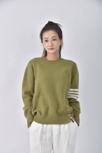 (L) 【安于晴Charlene私服】fashion質感條紋綠色毛衣