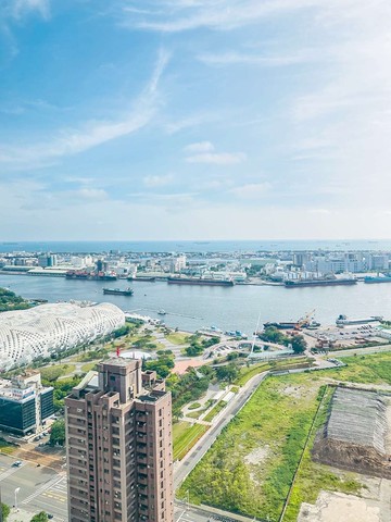 總圖旁85大樓高樓無敵海景溫馨美宅｜高雄市苓雅區自強三路