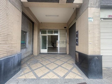 湘妍→近後庄車站｜大地坪｜賺錢黃金店面｜高雄市大寮區鳳屏一路