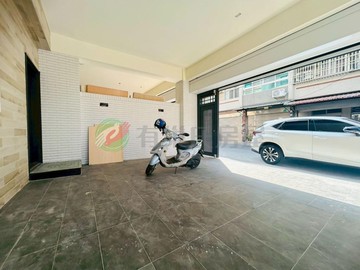 佳里臻稀電梯尊邸雙車墅｜台南市佳里區自由街