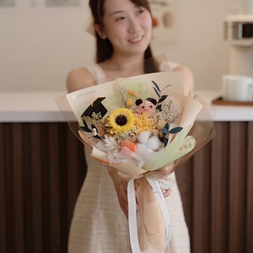 小熊畢業花束 太陽花花束 向日葵花束