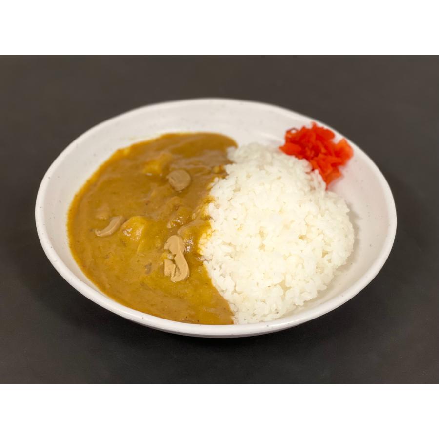 桜えびカレー（駿河湾産桜えび使用）