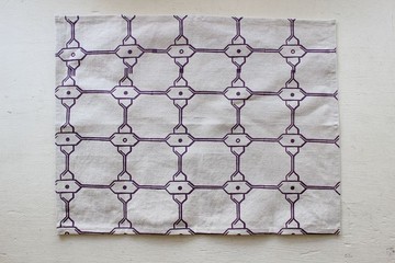 【ZhiZhiRen】厵 | 餐墊 - 鹽程鐵窗-紫