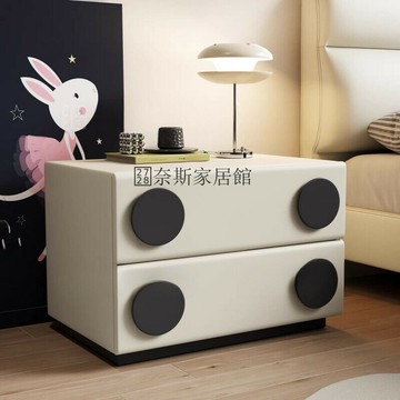 免運 置物櫃 抽屜櫃 小儲物櫃 新款奶油實木床頭柜皮質簡約儲物柜現代家用臥室床邊柜輕奢高級 床邊櫃 實木床頭櫃