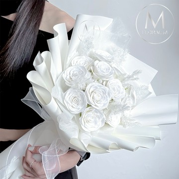 經典法式浪漫🥀【Floral M】純潔的愛香水玫瑰花束  摩羯座生日快樂  情人節花束