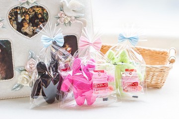 多彩綿綿兔吊飾+益生菌軟糖(隨機顏色出貨)-活動獎品 鑰匙圈 糖果