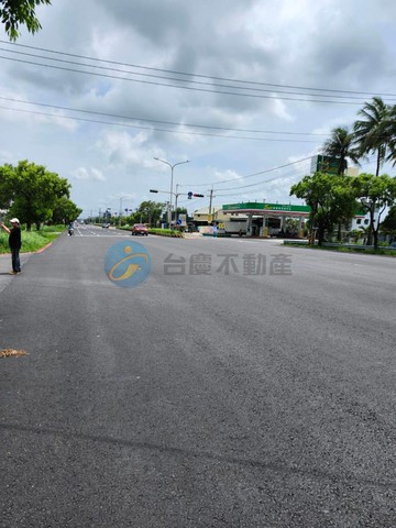 降價!40米省道上三面臨路乙種工業地合法廠房辦公室｜台南市新市區國際路