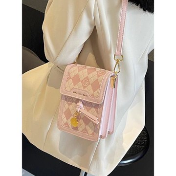 春季流行粉色小包包女士2025新款時尚斜挎包百搭格子手機包小方包