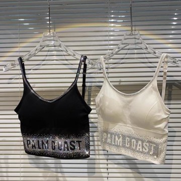 網紅同款2026春季新款英文水鉆燙鉆腰設計運動健身胸墊吊帶背心女