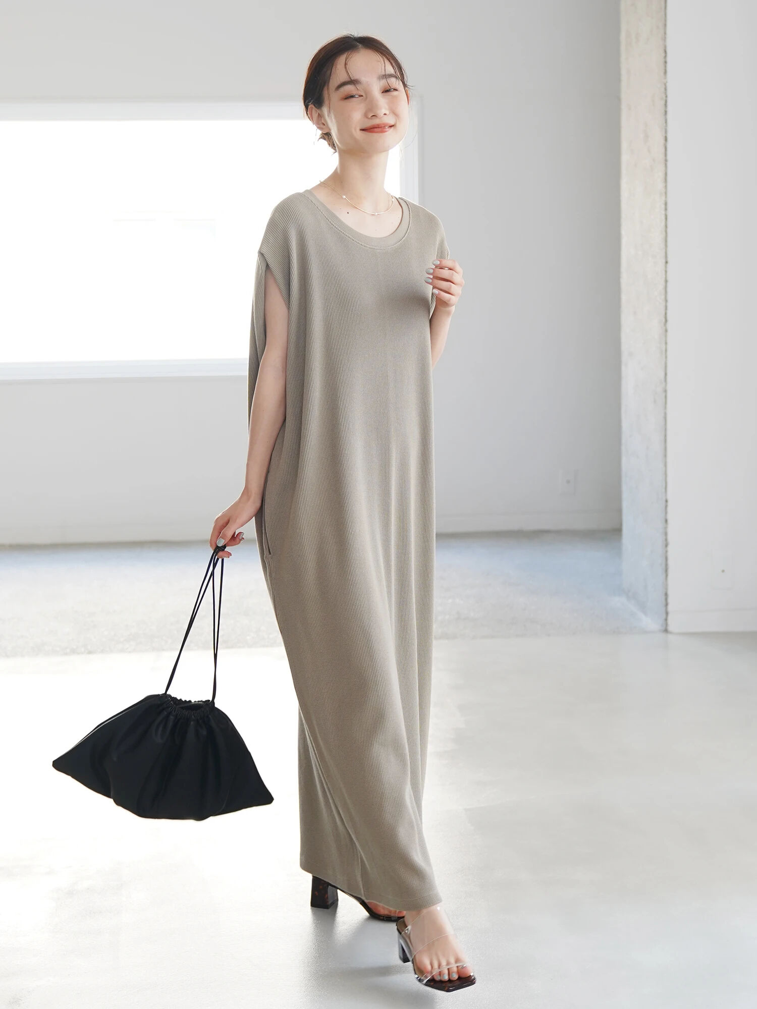 American Holic フレンチスリーブカットワンピース Ha16l1h0800 通販 Lineポイント最大get Lineショッピング