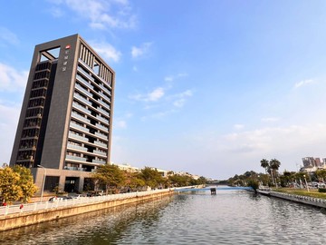 五甲捷運商圈3房平車景觀精裝豪邸｜高雄市鳳山區五甲三路