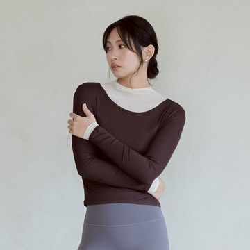 超彈螺紋貼身長袖罩衫-褐棕色