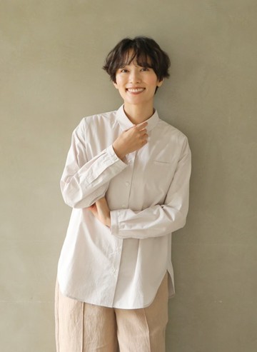 質感純棉長袖襯衫 休閒風格  質感穿搭  百搭單品  米色 230901-1