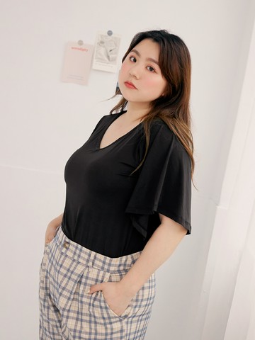 雲朵自訂款-冰咖啡紗V領彈力傘袖上衣