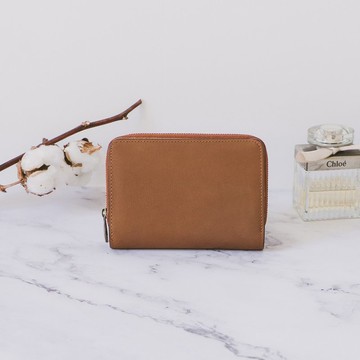 【禮盒】真皮率真質感中夾 X0100 棕