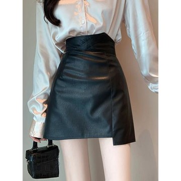 大碼不規則黑色pu皮裙女夏季高腰a字包臀短裙遮肚子遮胯半身裙潮
