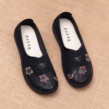 老北京布鞋女新款軟底防滑老人鞋春秋季中老年媽媽鞋老太太奶奶鞋