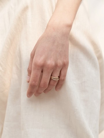 Moebius Ring