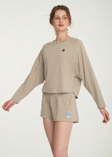 成套_兔子便利商店系列．純棉短版拉格蘭長袖居家睡衣(煙燻卡其-吃早餐)