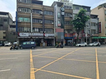 三多光華商圈超值商五店面｜高雄市前鎮區三多二路