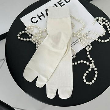 百搭中筒分趾襪242420