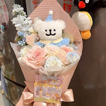 預購【LAMIE】睡衣線條小狗玫瑰花束 卡通花束 絨毛玩具花束 玩偶花束 花束