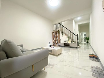 【崇蘭國小】8米路 全新整理孝親五房別墅】｜屏東縣屏東市崇明二街