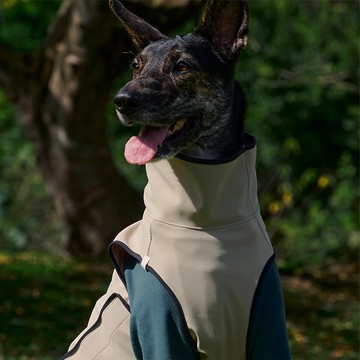 防潑水跑跑衣(燕麥)_PAO4_S-6L,FB  方便快穿 透氣舒適 機能衣