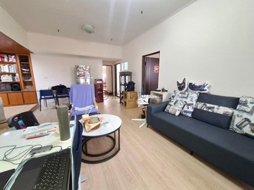 鄰近鼎山家樂福高樓層3+1含車位｜高雄市三民區灣復街