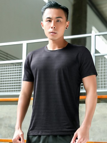 夏季戶外薄款短袖速干t恤男運動透氣透氣彈力跑步圓領T恤男