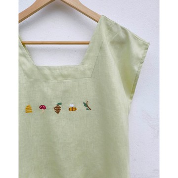 刺繡 | 亞麻 | 淺綠色方領上衣