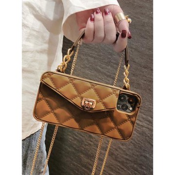 小香風斜挎iPhone16promax手機殼高級感蘋果15鏈條適用13插卡包棕色防摔14plus女新款網紅爆款12輕奢風保護套