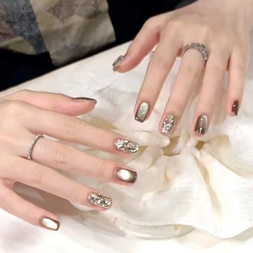 ➕純色美美噠💯氣質手工顯白爆閃美甲穿戴甲高級貓眼短款新款學生ins貼片辣妹純色穿戴甲 LJTO